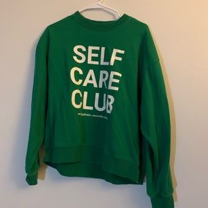 Green H&M sweatshirt